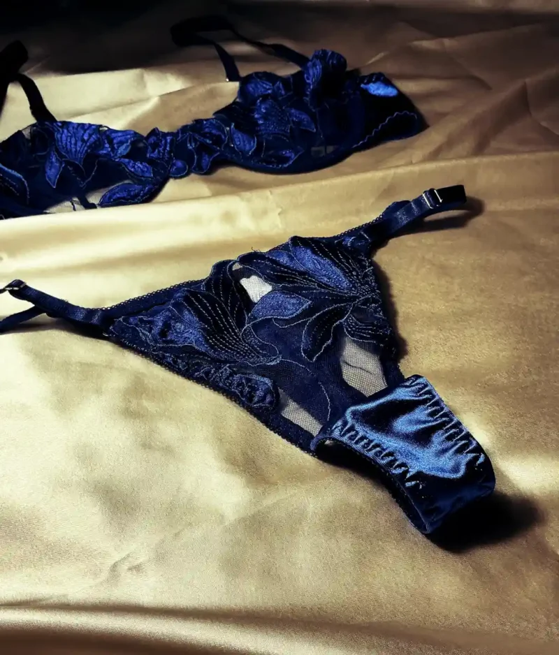 Velour Midnight Bloom Set